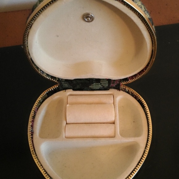 Vintage Travel Jewelry Box - Picture 3 of 3
